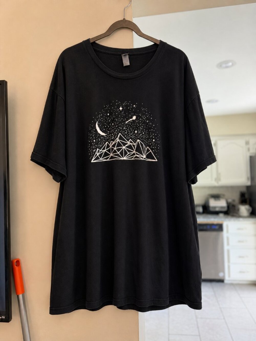 Women’s Navy Blue Celestial Graphic T-Shirt 3XL